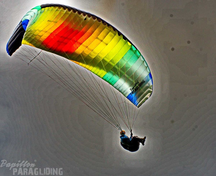 dh32.23-luesen-paragliding-129.jpg