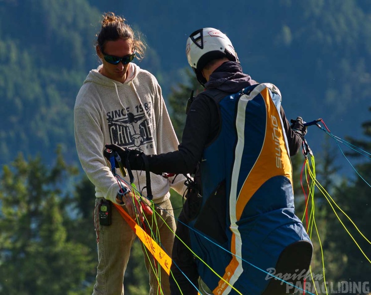 dh32.23-luesen-paragliding-166