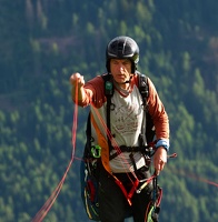 dh32.23-luesen-paragliding-171