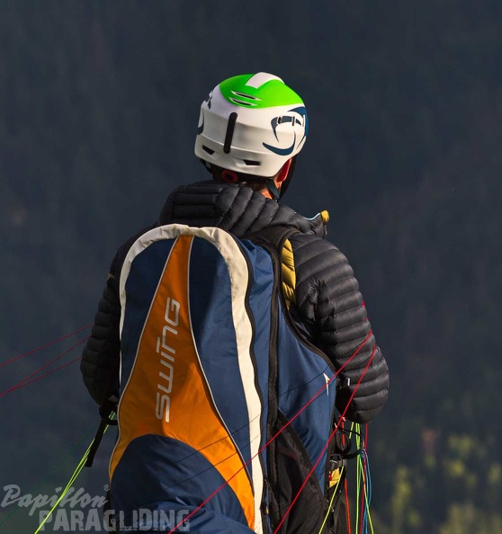 dh32.23-luesen-paragliding-177