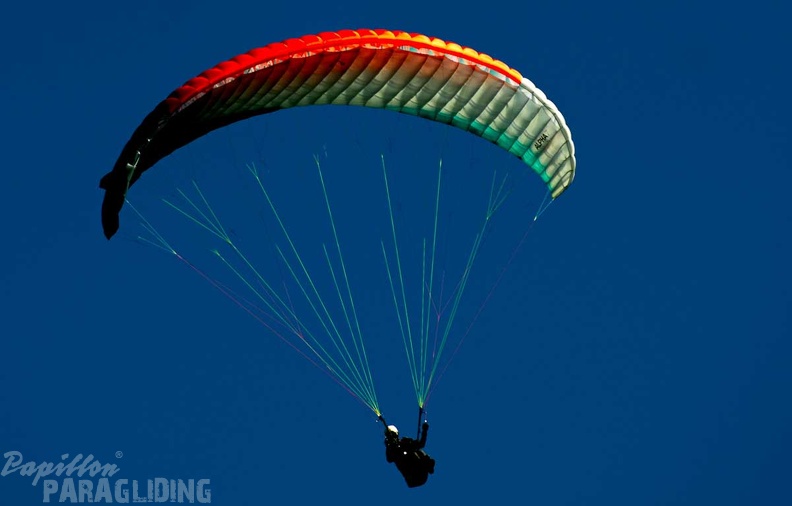 dh32.23-luesen-paragliding-191.jpg