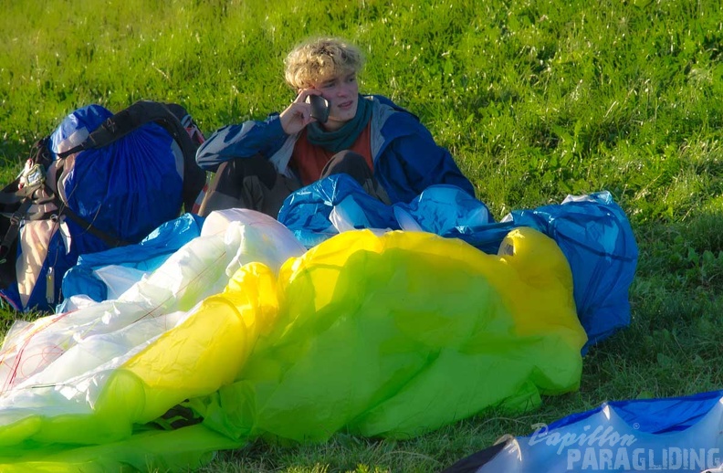 dh32.23-luesen-paragliding-205