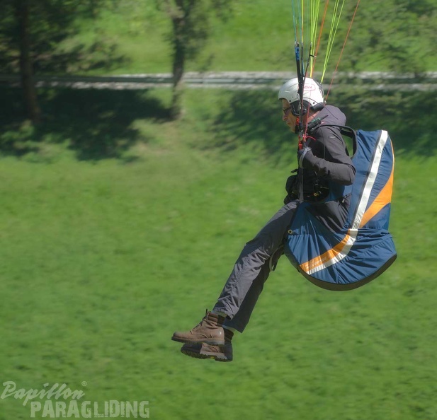 dh32.23-luesen-paragliding-222.jpg