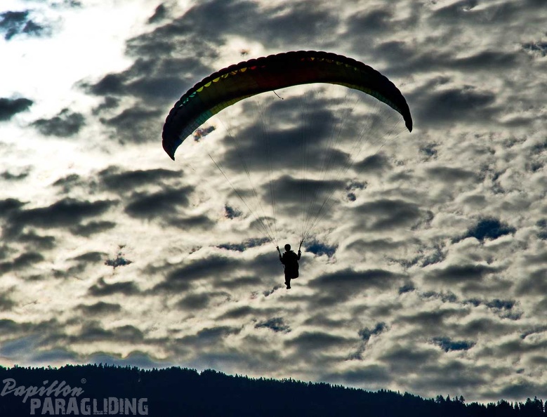 dh32.23-luesen-paragliding-260.jpg