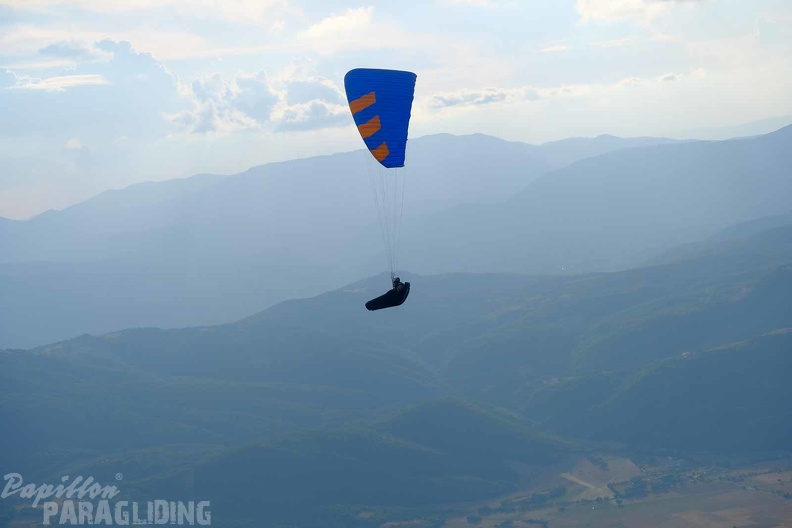 fcf37.23-castelluccio-paragliding-pw-138.jpg