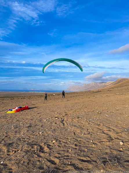 fla49.23-paragliding-lanzarote-140.jpg