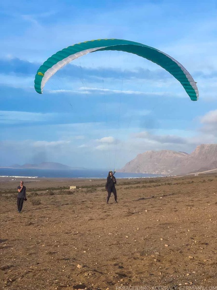 fla49.23-paragliding-lanzarote-138.jpg