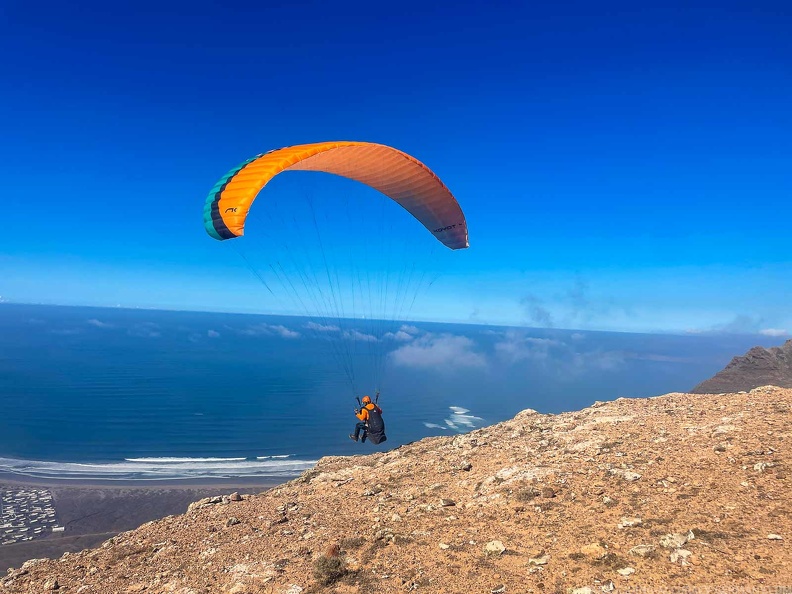 FLA1.24-lanzarote-paragliding-122.jpg