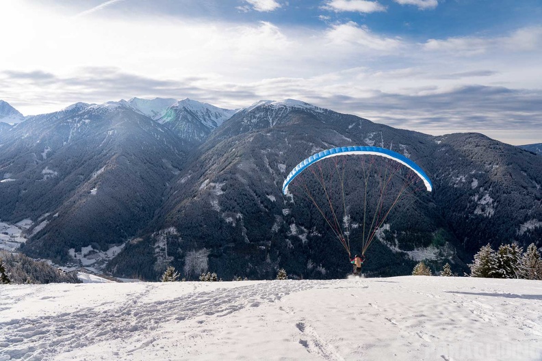 DH1.24-Luesen-Paragliding-Neujahr-103