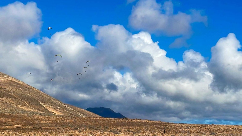 FLA2.24 paragliding-lanzarote-112