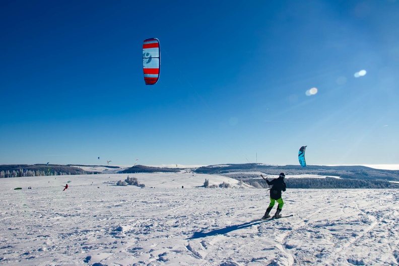 Snowkite-Wasserkuppe-24-01-20-vormittag_web-126.jpg