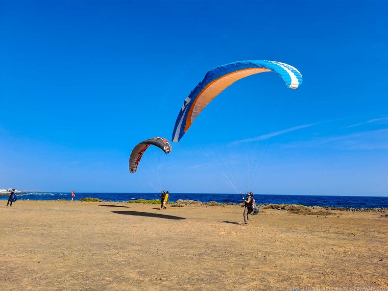 FLA6.24-paragliding-lanzarote-125.jpg