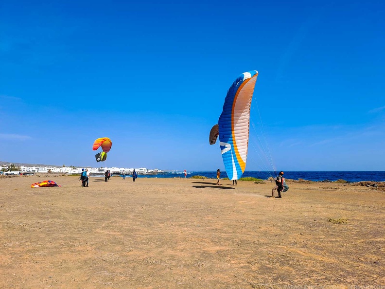 FLA6.24-paragliding-lanzarote-124.jpg