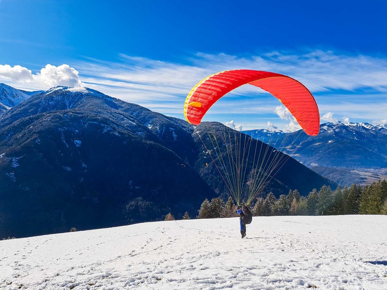 D7.24-luesen-paragliding-107