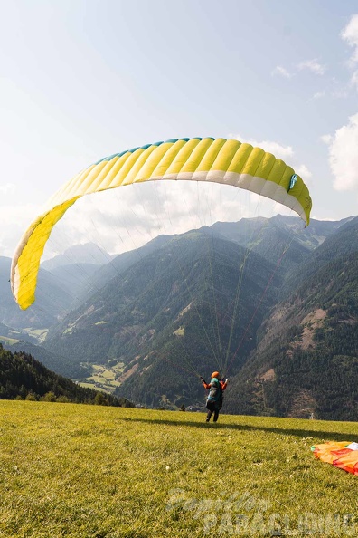DH24.29-luesen-sommer-paragliding-124