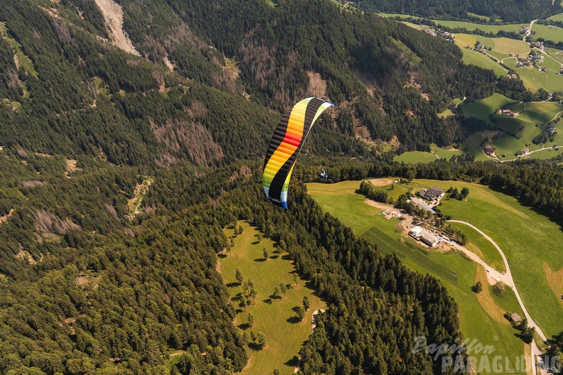 DH24.29-luesen-sommer-paragliding-157
