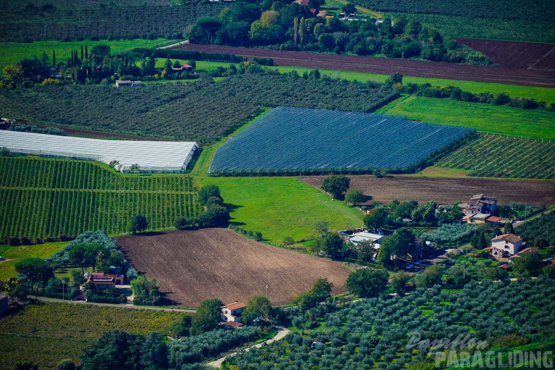 fno42.24-norma-italien-paragliding-104