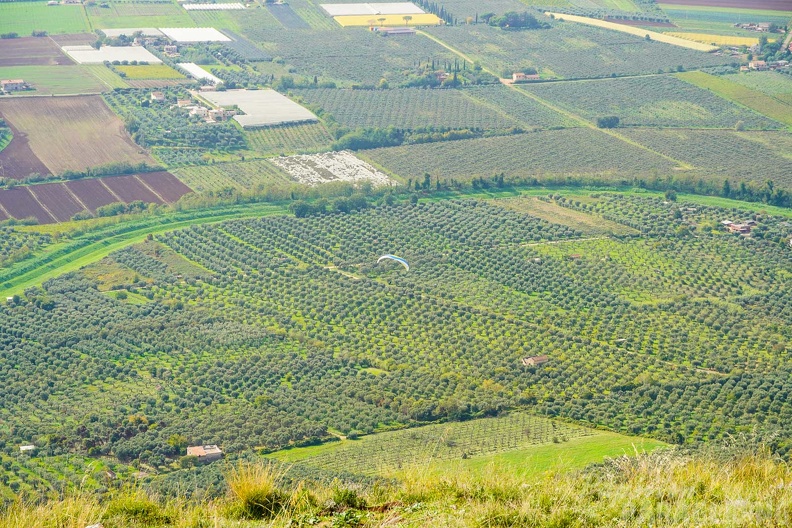 fno42.24-norma-italien-paragliding-327