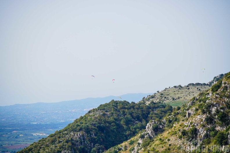 fno42.24-norma-italien-paragliding-377