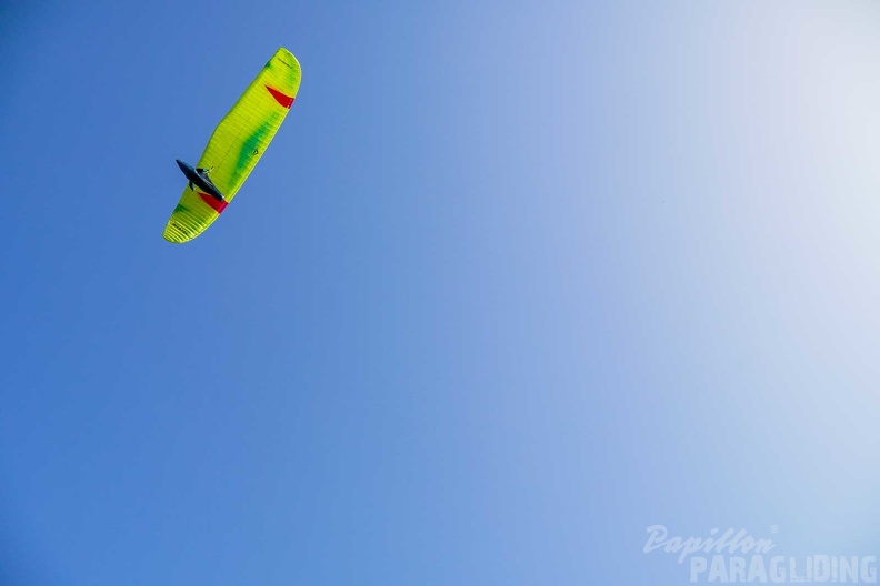 fno42.24-norma-italien-paragliding-387