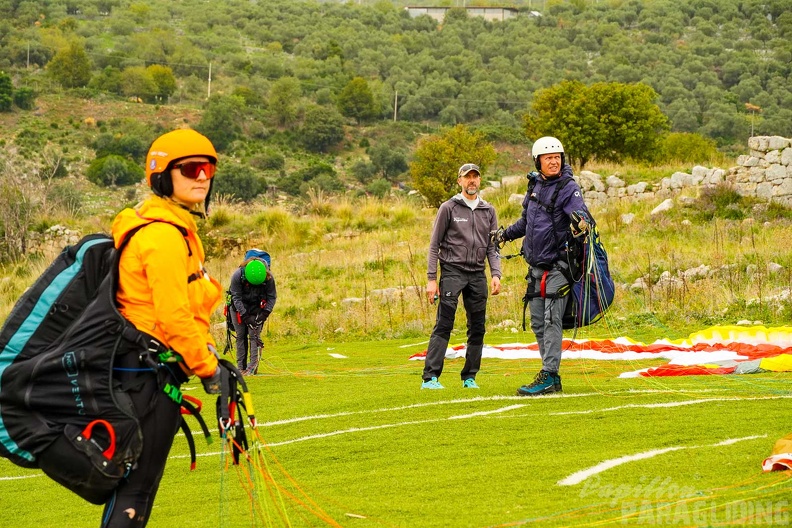 fno42.24-norma-italien-paragliding-412