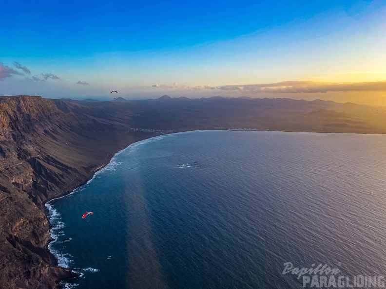 fl14.25-lanzarote-paragliding-108