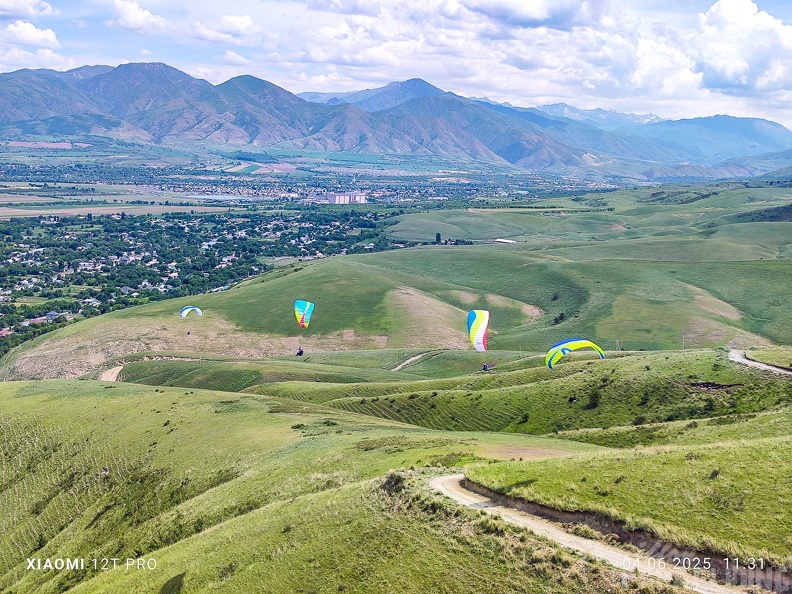 fka23.25-kasachstan-papillon-paragliding-as-395