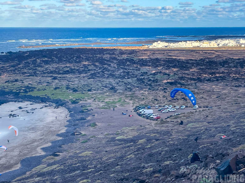 fla49.25-lanzarote-paragliding-118