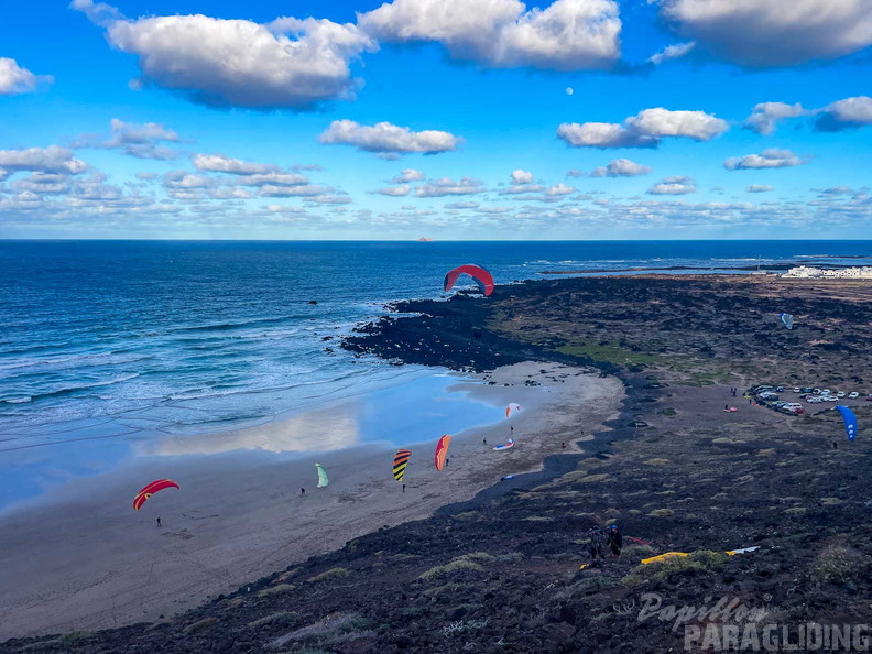 fla49.25-lanzarote-paragliding-115