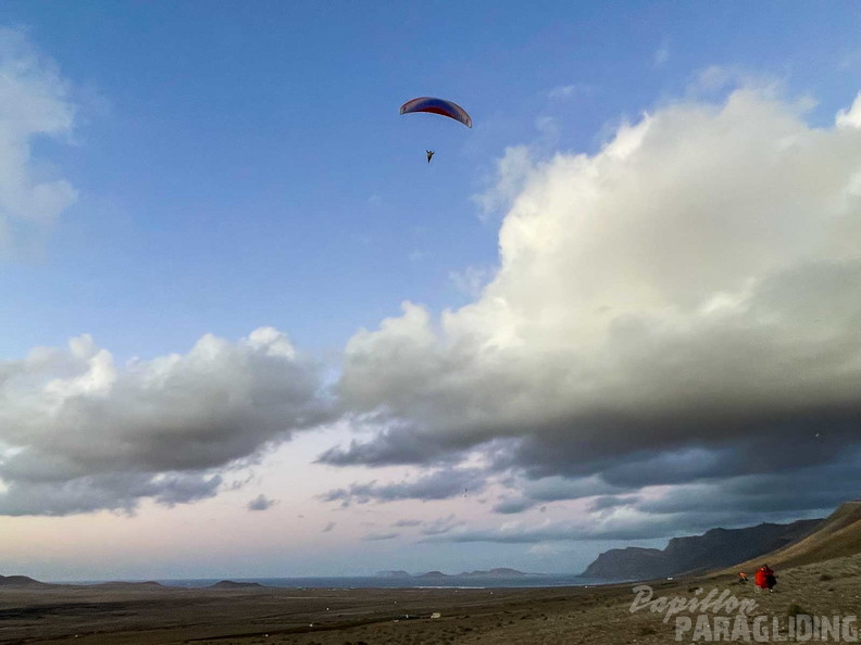 fla51.25-lanzarote-papillon-paragliding-104