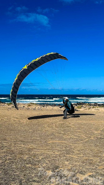 fls52.25-lanzarote-paragliding-113