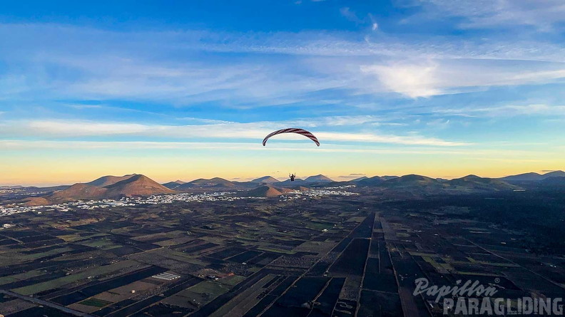 fla1.26-lanzarote-paragliding-110