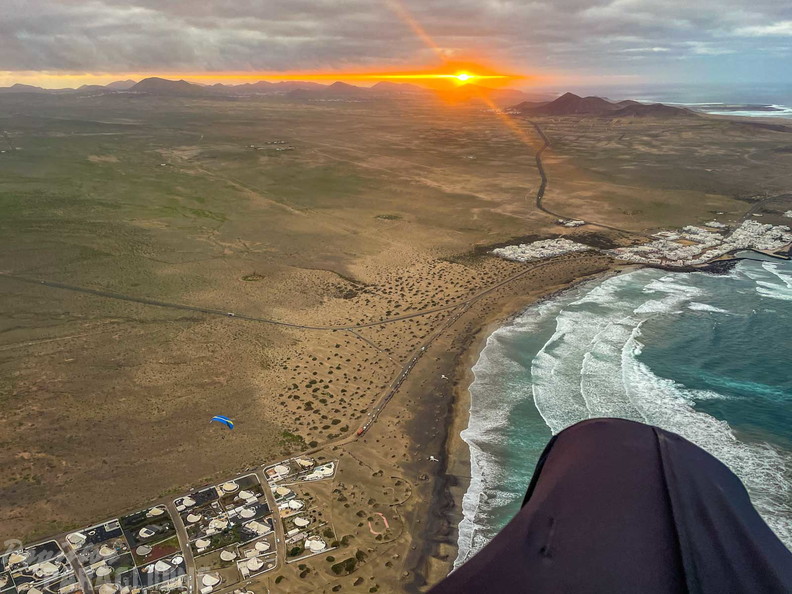 fla5.26-paragliding-lanzarote-120