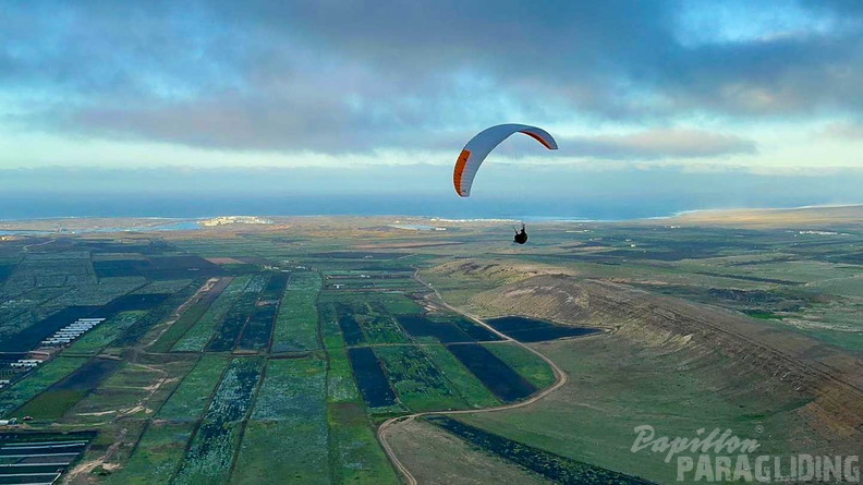 fla7.26-papillon-paragliding-105