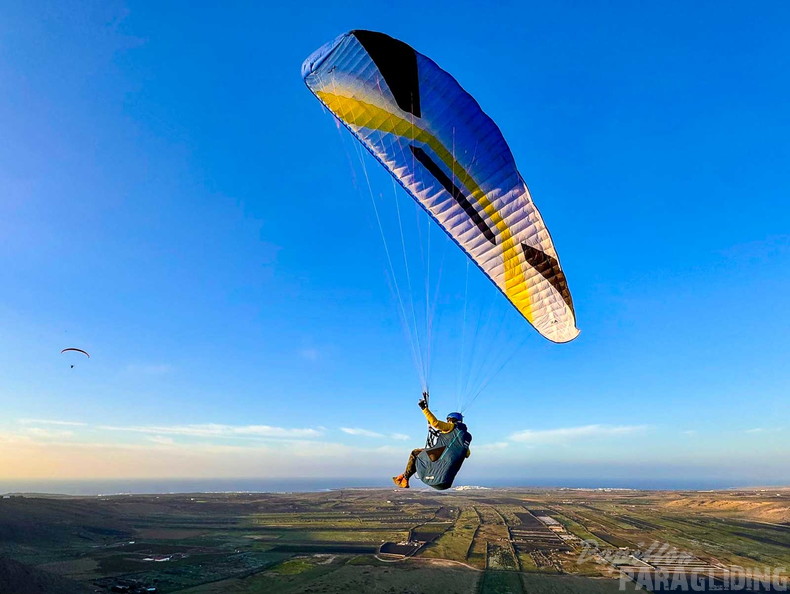 fla8.26-paragliding-lanzarote-110