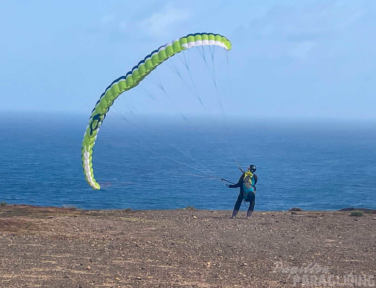 fla10.26-lanzarote-paragliding-115