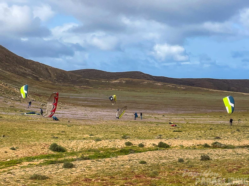 fla10.26-lanzarote-paragliding-111