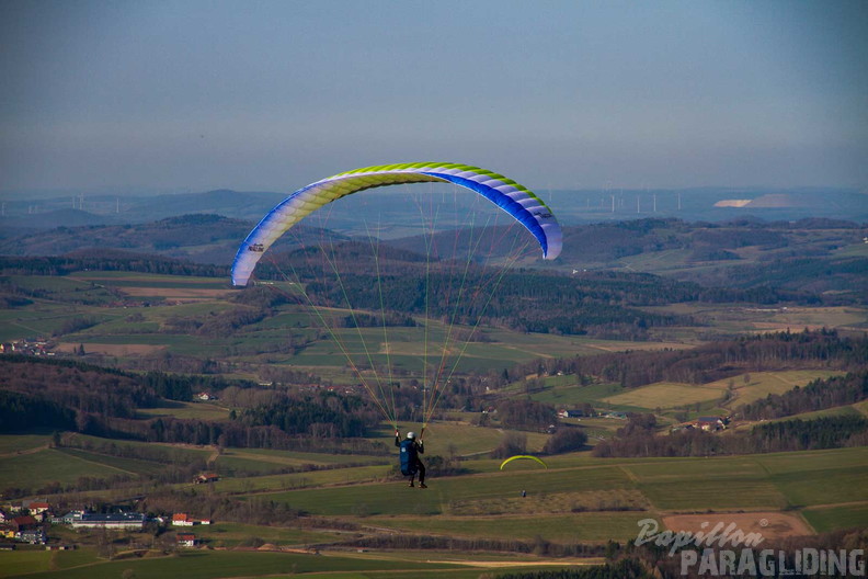 abtsrodaer-kuppe-papillon-paragliding-26-03-07-202