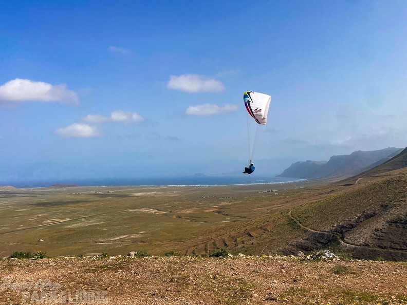 fla11.26-lanzarote-paragliding-112
