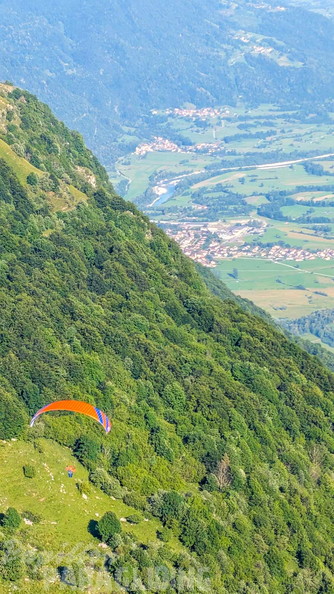 fs25.26-slowenien-paragliding-102