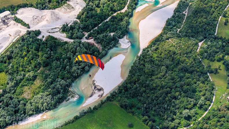 fs30.26-slowenien-paragliding-107