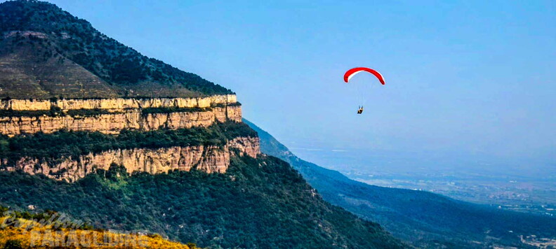fcn39.26-china-paragliding-104