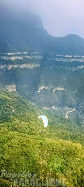 fcn39.26-china-paragliding-122