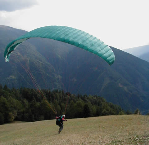 2003 D13.Bernd Paragliding Luesen 007