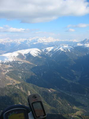 2003 Luesen Ostern 03 Paragliding 012