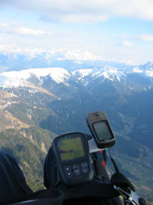 2003 Luesen Ostern 03 Paragliding 013