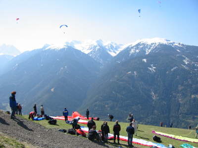 2003 Luesen Ostern 03 Paragliding 029