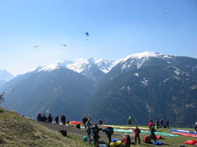 2003_Luesen_Ostern_03_Paragliding_030.jpg