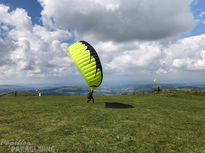 VR-Paragliding-102
