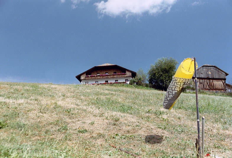 2003 Luesen Sim Paragliding 015